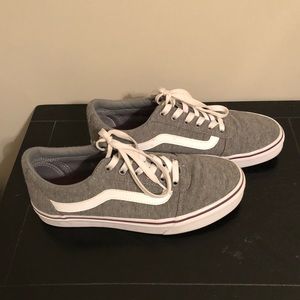 Women’s size 8 vans